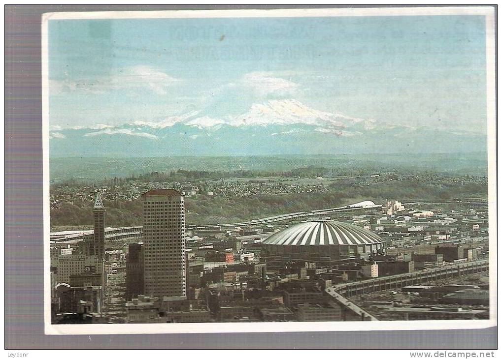 Seatle With Mount Rainier In Background- Washington - Seattle