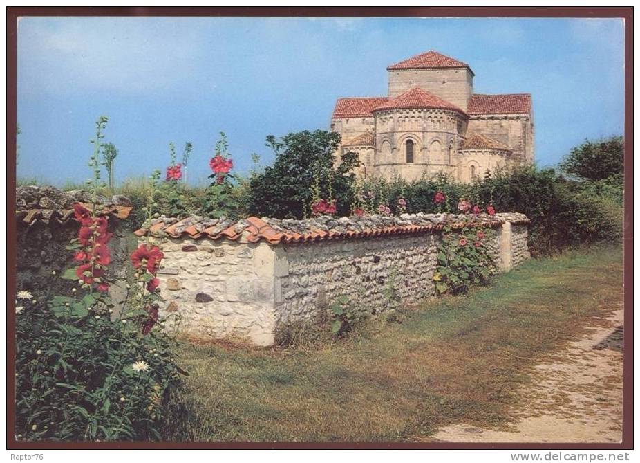 CPM  TALMONT  Eglise Sainte Radégonde - Pons