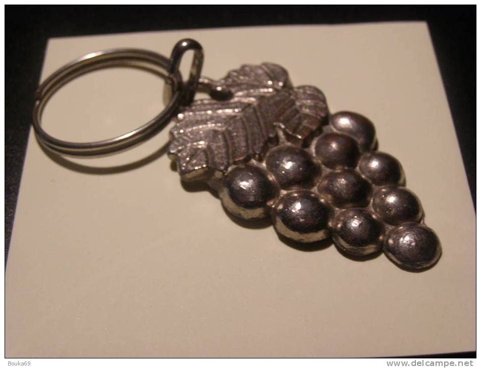 PORTE CLEFS "BEAUJOLAIS GAILLARD-MORANCE-" - Key-rings