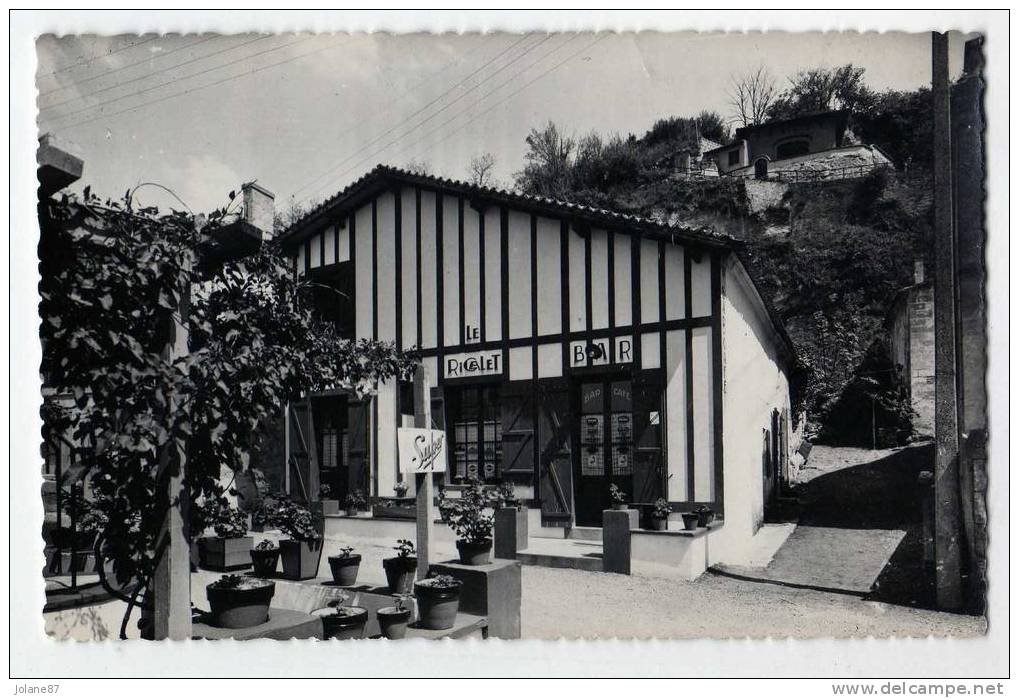 CPA     PHOTO     33     LE RIGALET       LE BAR ET LE ROCHER DE LA VIERGE - Cafés