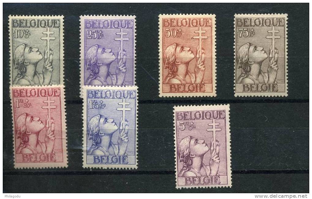 1933 BELGIQUE ++ Croix De Lorraine  377/383 **  POSTFRICH    Cote 1020 Euros - Unused Stamps