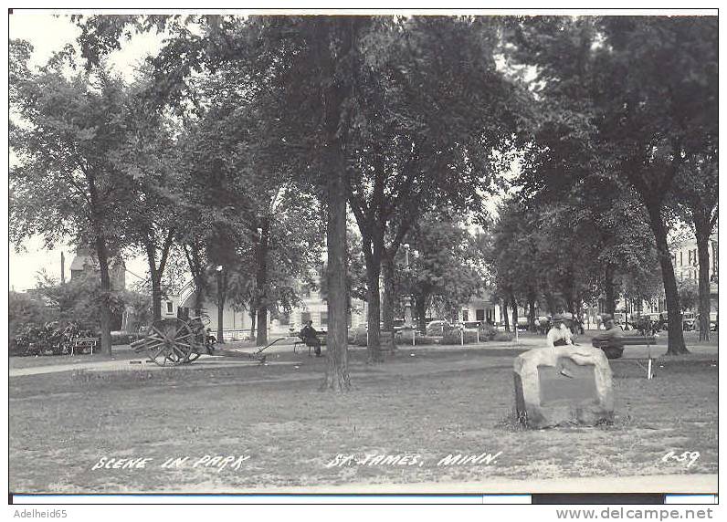 Real Photo Vraie Scene In Park, St. James, MN 1949 To Fort Atkinson, WI - Altri & Non Classificati