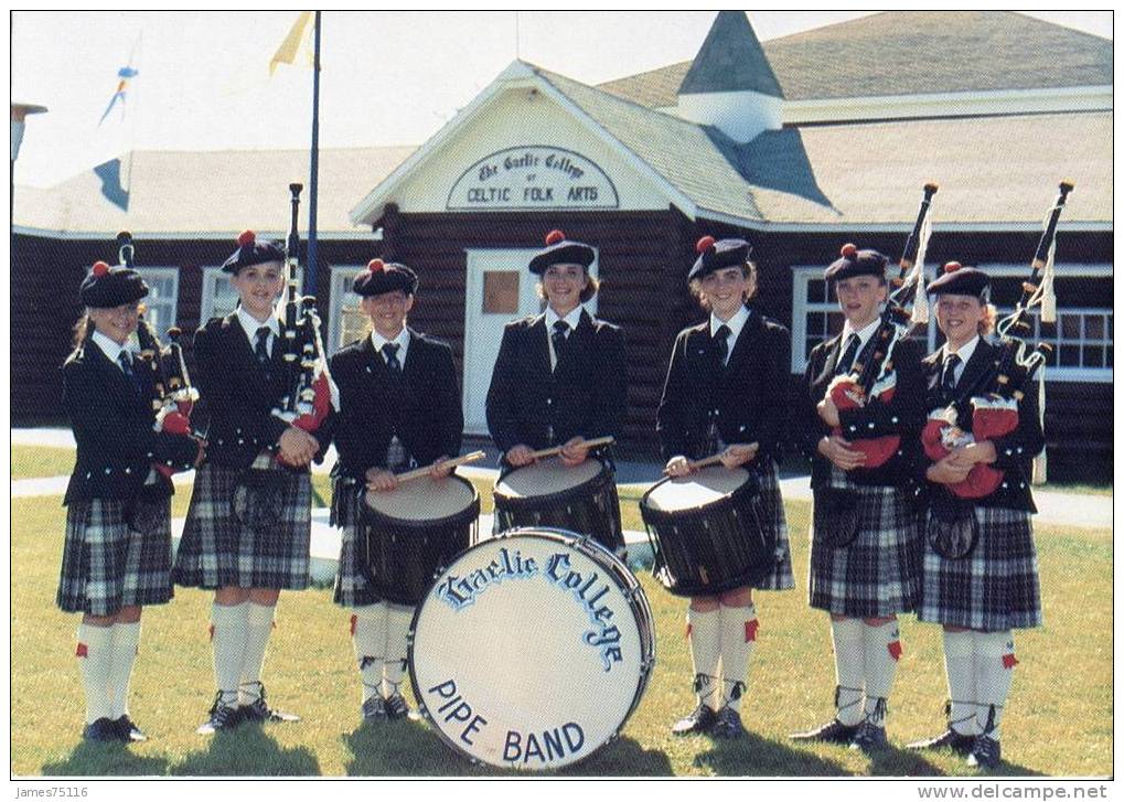 Pipers, Gaelic College – St Ann’s, Cape Breton, Nova Scotia. Unused. - Cape Breton