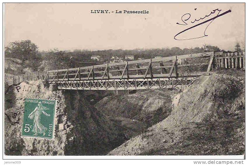 LIVRY-GARGAN - (93190) - CPA - La Passerelle - Livry Gargan