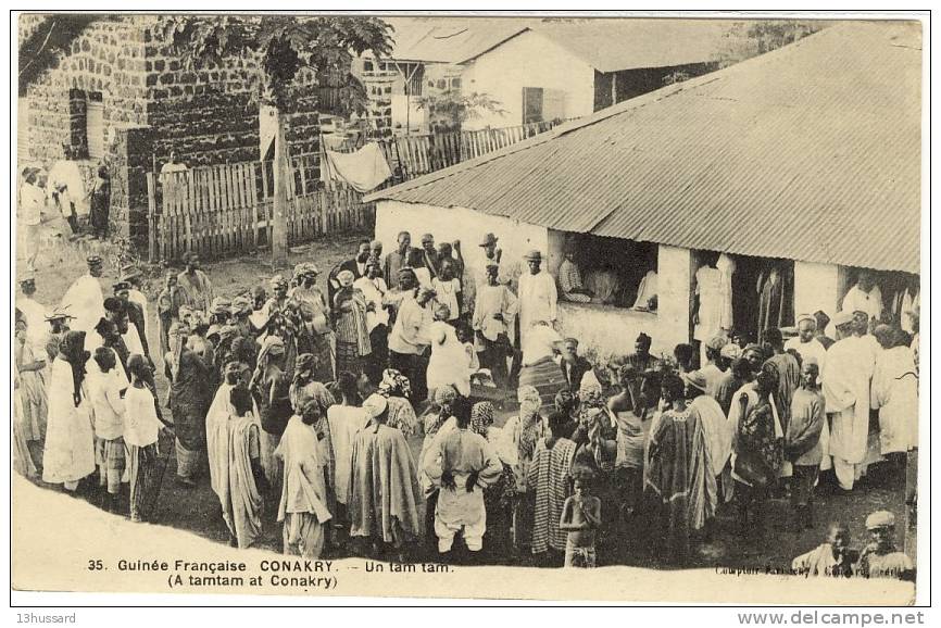 Carte Postale Ancienne Guinée Française - Conakry. Un Tam Tam - Musique - Frans Guinee