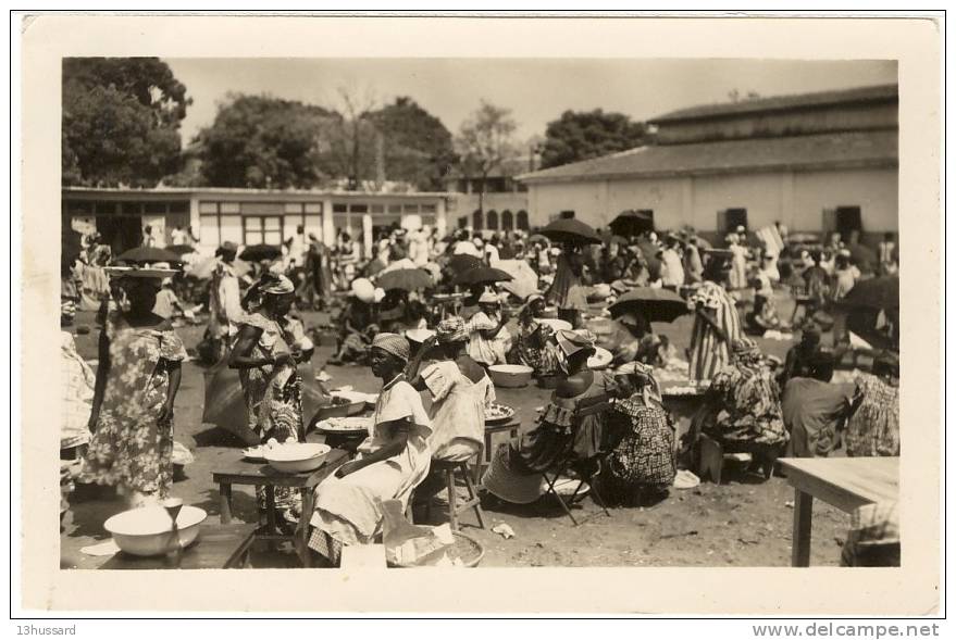 Carte Postale Guinée Française - Conakry. Un Coin Du Marché - Guinée Française