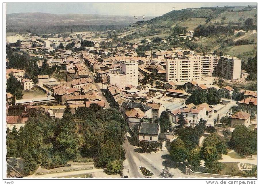 D38 - BOURGOIN  JALLIEU -  Vue Aérienne  (GF) - Bourgoin