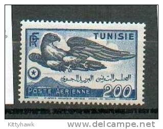 TUN317 - YT PA 15 * Charnières Complètes - Luftpost