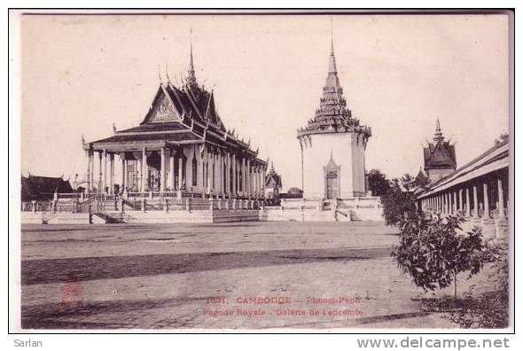 CAMBODGE ,  PHNOM PEHN , édition DIEULEFILS N°1631 , Pagode Royale , Galerie De L´enceinte - Cambodge