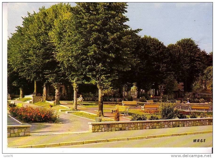 ROYE - Le Jardin Public - Roye