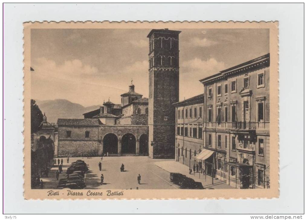 Rieti-piazza Cesare Battisti - Rieti