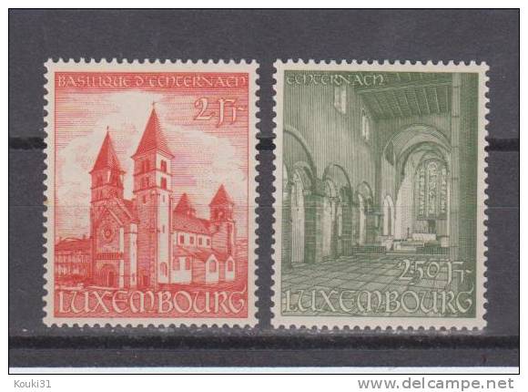 Luxembourg YT 473/4 ** : Basilique - Ungebraucht