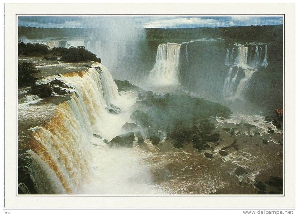 ARGENTINA LE CASCATE DELL´IGUAÇU. ALTE 64 METRI. PATRIMONIO MONDIALE DELL´UMANITÀ. - Argentina