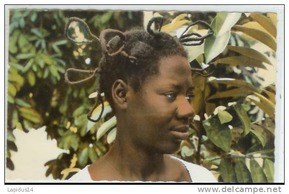 H 835 /CPSM - CONGO -BRAZZAVILLE  JEUNE FEMME BATEKE - Brazzaville