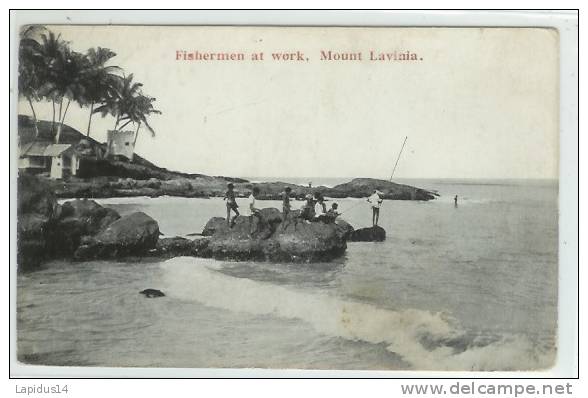 H 883 /CPA - ASIE - FISHERMEN AT WORK   MOUNT  LAVINIA   (peche ) - Sonstige & Ohne Zuordnung