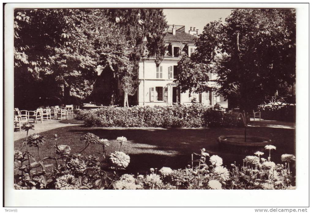 CPSM De Divonne Les Bains (Ain 01): Le Jardin De L'Hôtel "Paris Rome" - Divonne Les Bains