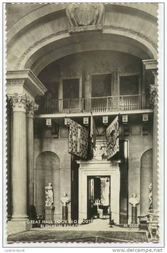 Old Postcard Blenheim Palace, Oxfordshire - Birthplace Of Sir Winston Churchill,  Great Hall Unused - Andere & Zonder Classificatie