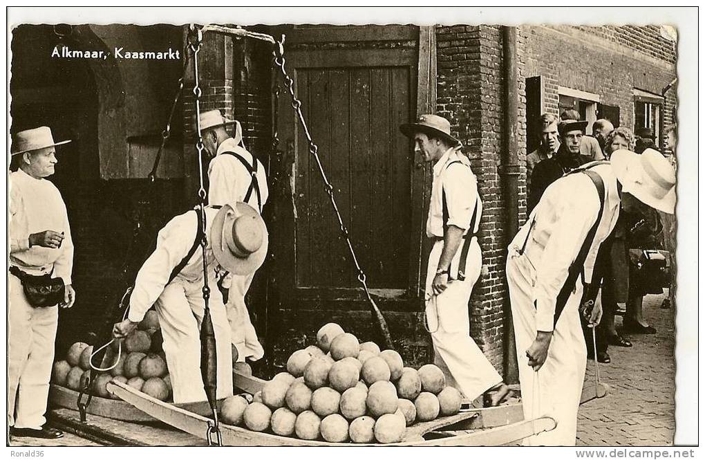 Cp Pays Bas: ALKMAAR,  KAASMARKT Le Marché Au Fromage, Le Départ - Alkmaar