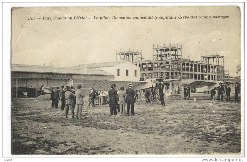 BUC. - Parc D'Aviation Blériot - Le Pilote Domenioz Emmenant Le Capitaine Cervantes Comme Passager. - Buc