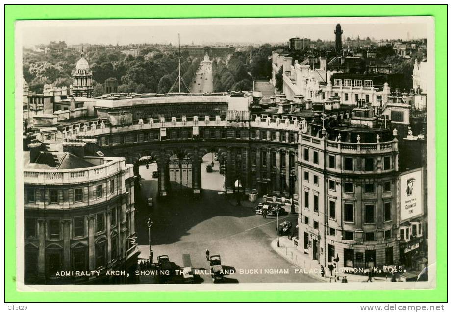 LONDON, UK - BUCKINGHAM PALACE - ADMIRALTY ARCH - THE MALL - ANIMATED - TRAVEL IN 1957 - VALENTINE & SONS LTD - - Buckingham Palace