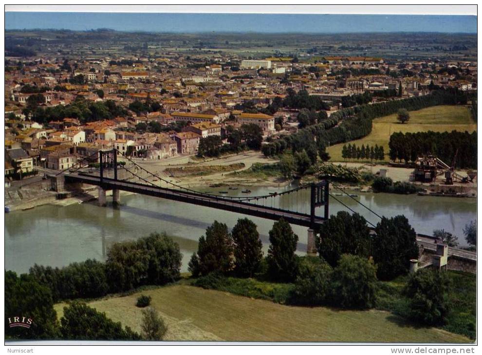 CPM...MARMANDE...VUE AERIENNE...LE PONT SUR LA GARONNE... - Marmande