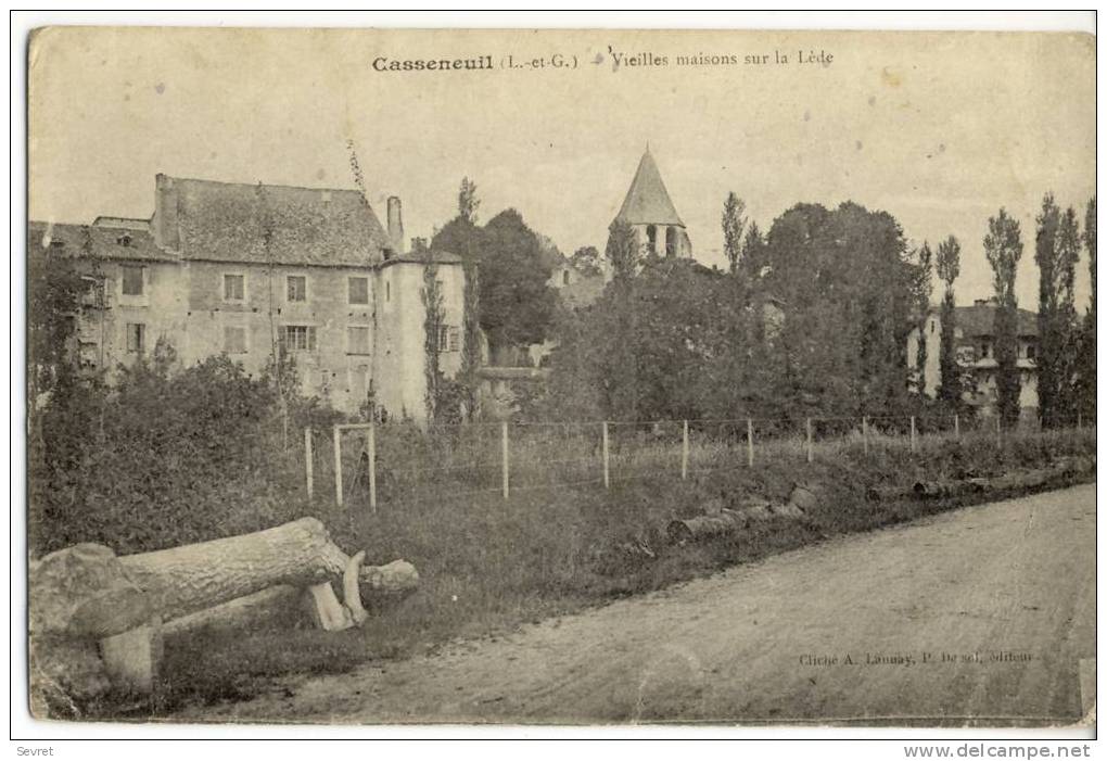 CASSENEUIL - Vieilles Maisons Sur La Lède. - Otros & Sin Clasificación