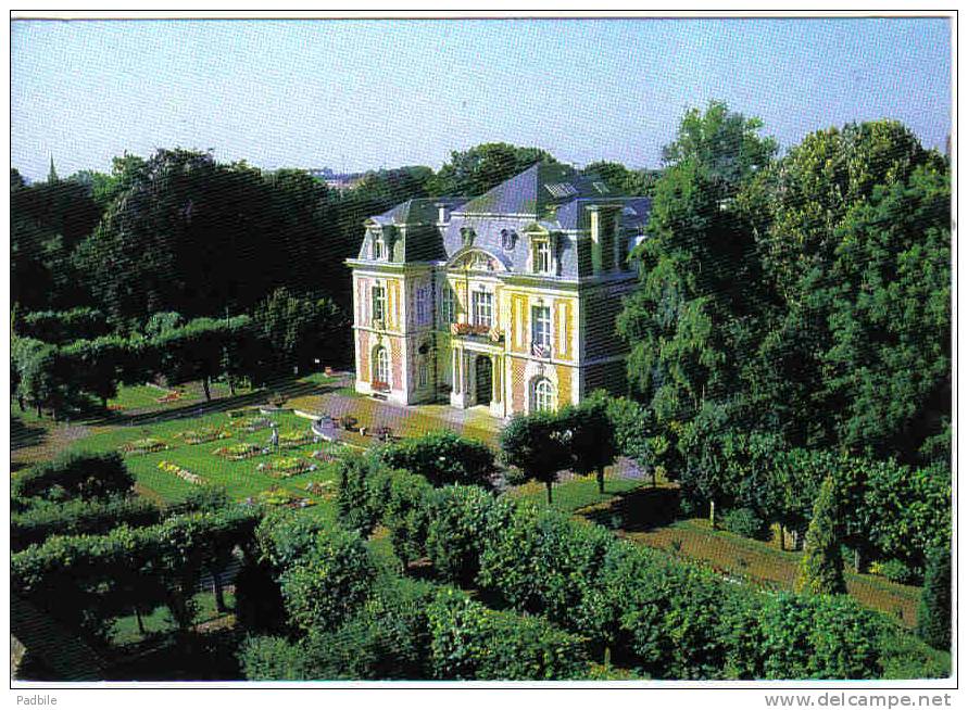 Carte Postale 59. Lambersart    L'Hotel De Ville  Trés Beau Plan - Lambersart