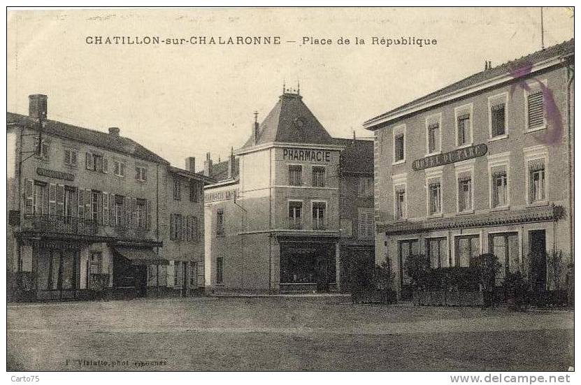 CHATILLON Sur CHALARONNE 01 - Hôtel - Place - Pharmacie - Châtillon-sur-Chalaronne