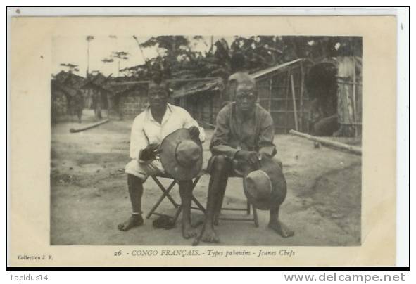 J 276 /CPA -   CONGO - FRANCAIS -  TYPES PABOUINS  JEUNES CHEFS - Congo Francese