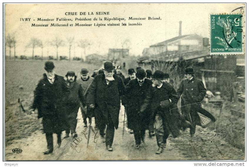 94 - CPA Ivry - Crue De La Seine  (visite Des Ministres) - Ivry Sur Seine