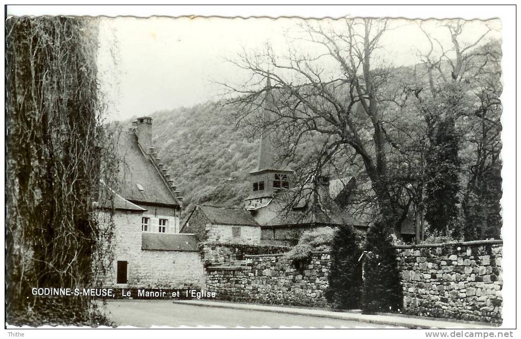 GODINNE SUR MEUSE Le Manoir Et L'Eglise - Yvoir