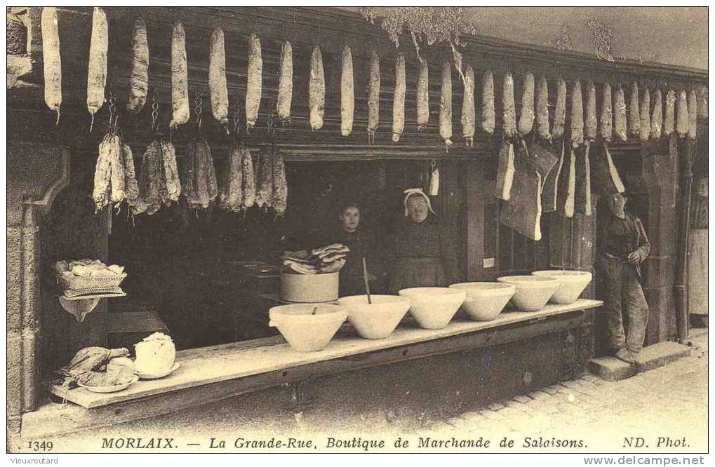 CPA. REPRO. BOUTIQUE DE MARCHANDE DE SALAISONS. MORLAIX. LA GRANDE RUE. - Mercanti