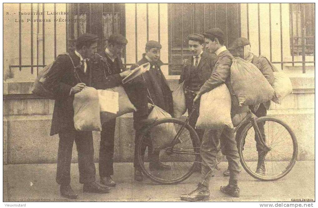 CPA. REPRO. INDUSTRIE LAINIERE DE MAZAMET. LES PORTEURS D'ECHANTILLONS. - Industrial