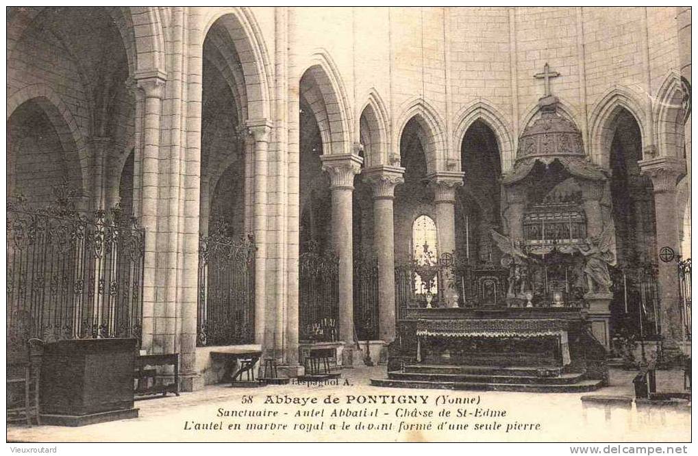 CPA.  ABBAYE DE PONTIGNY. SANCTUAIRE. AUTEL ABBATIAL. CHASSE DE ST EDME. L'AUTEL EN MARBRE ROYAL...DATEE 1939. - Pontigny