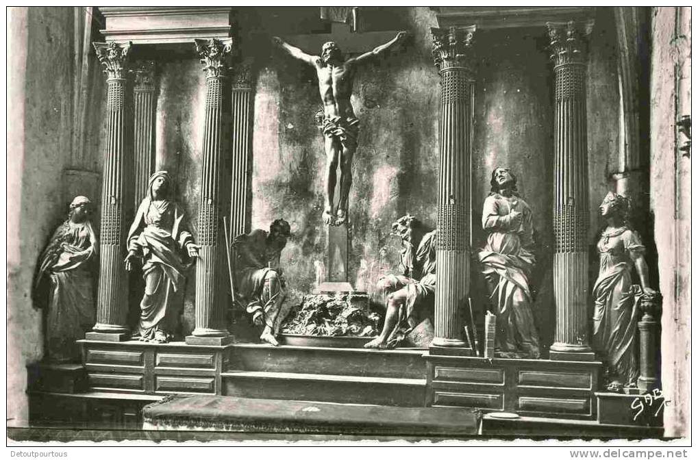 BRIOUDE Intérieur De La Basilique Saint Julien  : La Chapelle De La Croix - Brioude