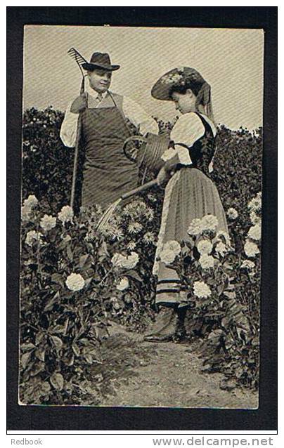 Early Ethnic Postcard Germany Gardeners Man & Woman Watering Flowers - Ref 314 - Unclassified