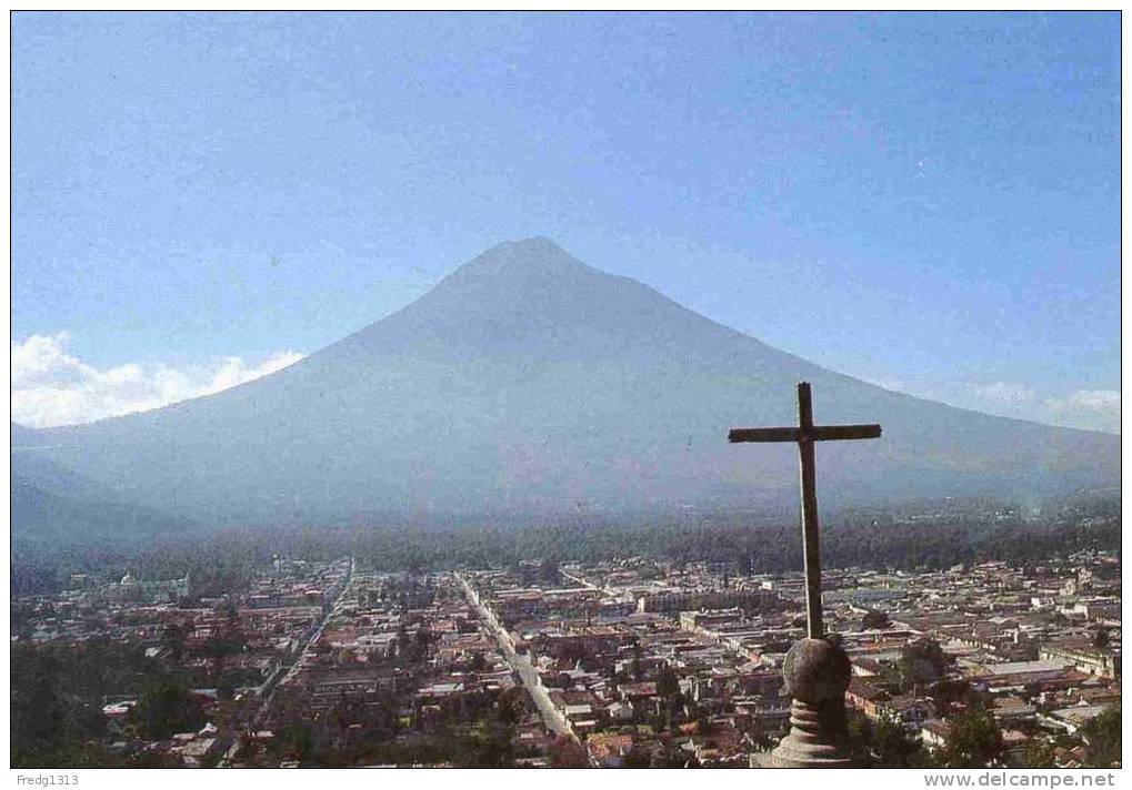 Guatemala - Volcan De Agua - Guatemala