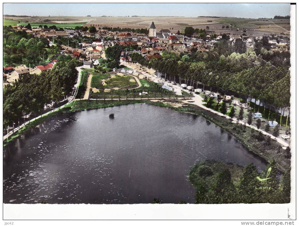 Etang Terrain De Camping - Bray Sur Somme