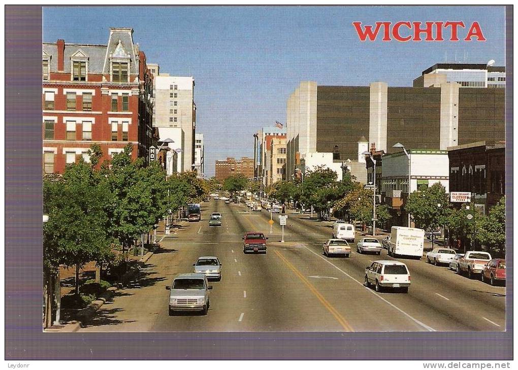 East Douglas Avenue In Wichita, Kansas - Andere & Zonder Classificatie