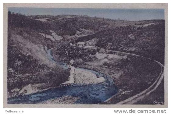 Cpa Route Du Barrage Des Combes , Environs De Felletin (23) Ed Cim - Felletin