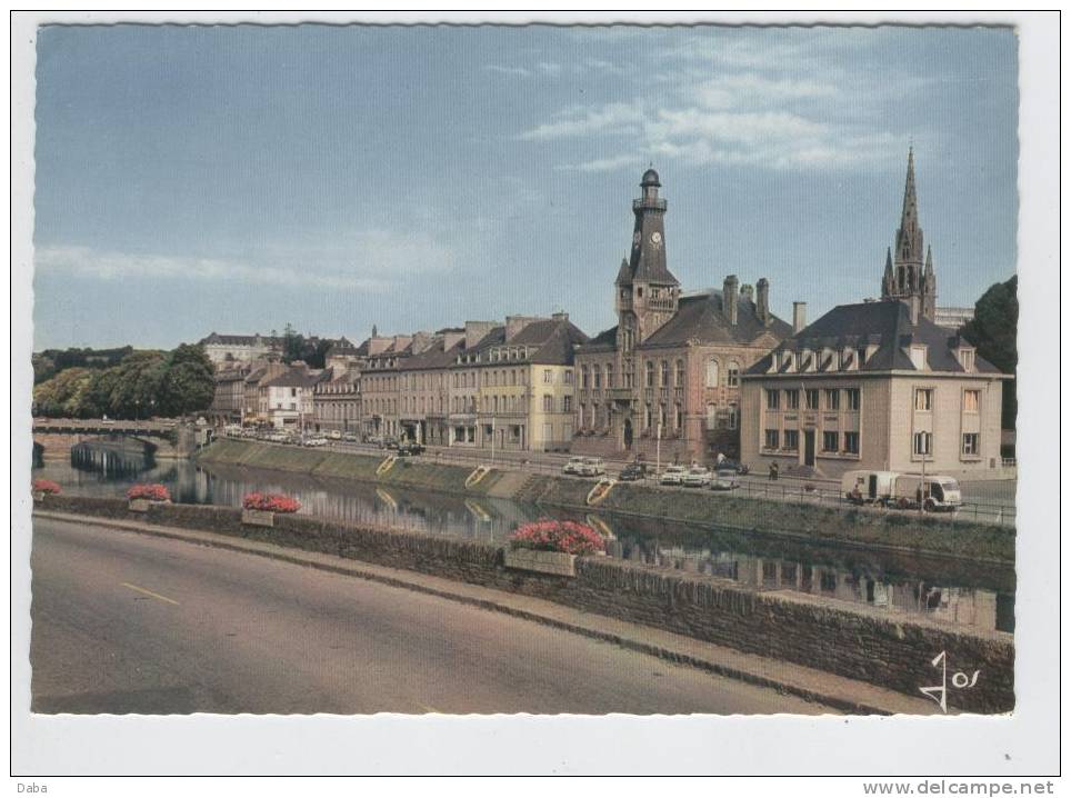 CHATEAULIN. MX.130  .LE QUAI JEAN MOULIN.... - Châteaulin