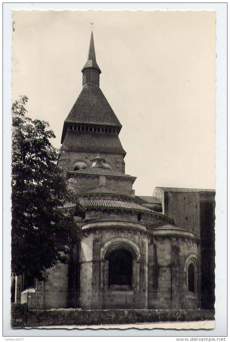 K13 - CHAMBON-sur-VOUIEZE - L'église (1951 - Oblitération De Chambon-sur-Vouieze) - Chambon Sur Voueize