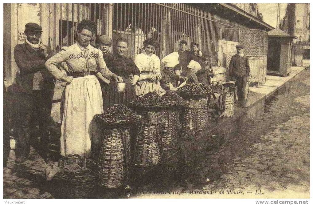 CPA. REPRO.  MARCHANDES DE MOULES. DIEPPE. - Mercanti