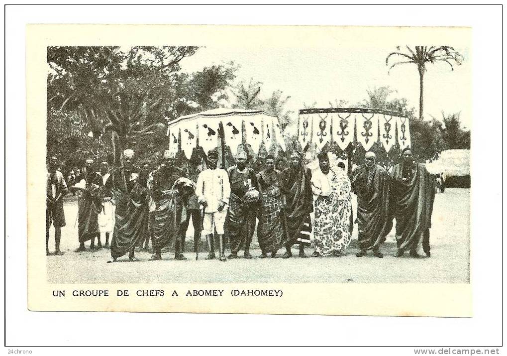 Benin: Un Groupe De Chefs à Abomey, Dahomey (09-516) - Benin