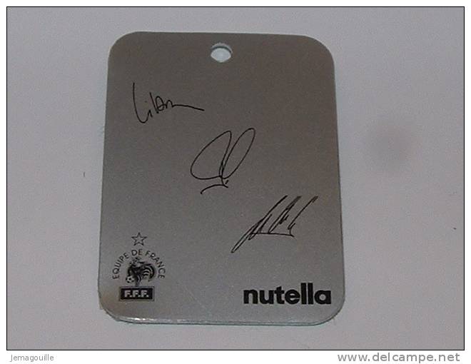 Medaille Equipe De France De Foot "Courage" Offert Par : NUTELLA - Nutella