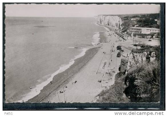 SEINE MARITIME -Veules Les Roses : Vue Générale De La Plage...  ( CPSM ) - Veules Les Roses