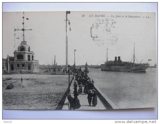 La Jetée Et Le  Semaphore - Cap De La Hève