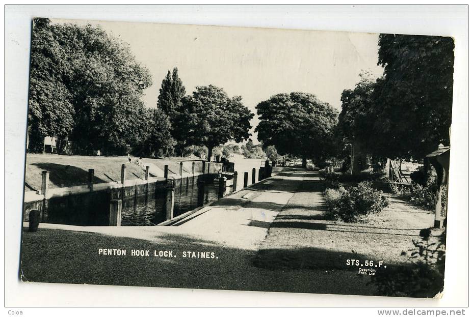 Penton Hook Lock Staines - Middlesex