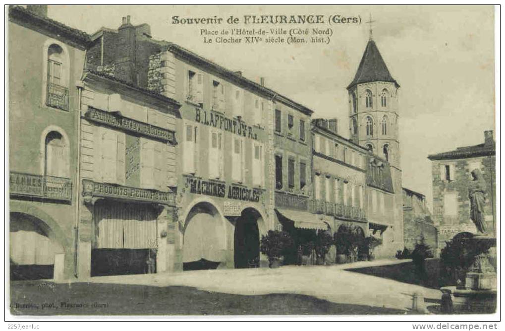 CP 32 -  Fleurence Place De L'Hotel De Ville  Dos Obliteration Ar St Clar Vers 1910 - Fleurance