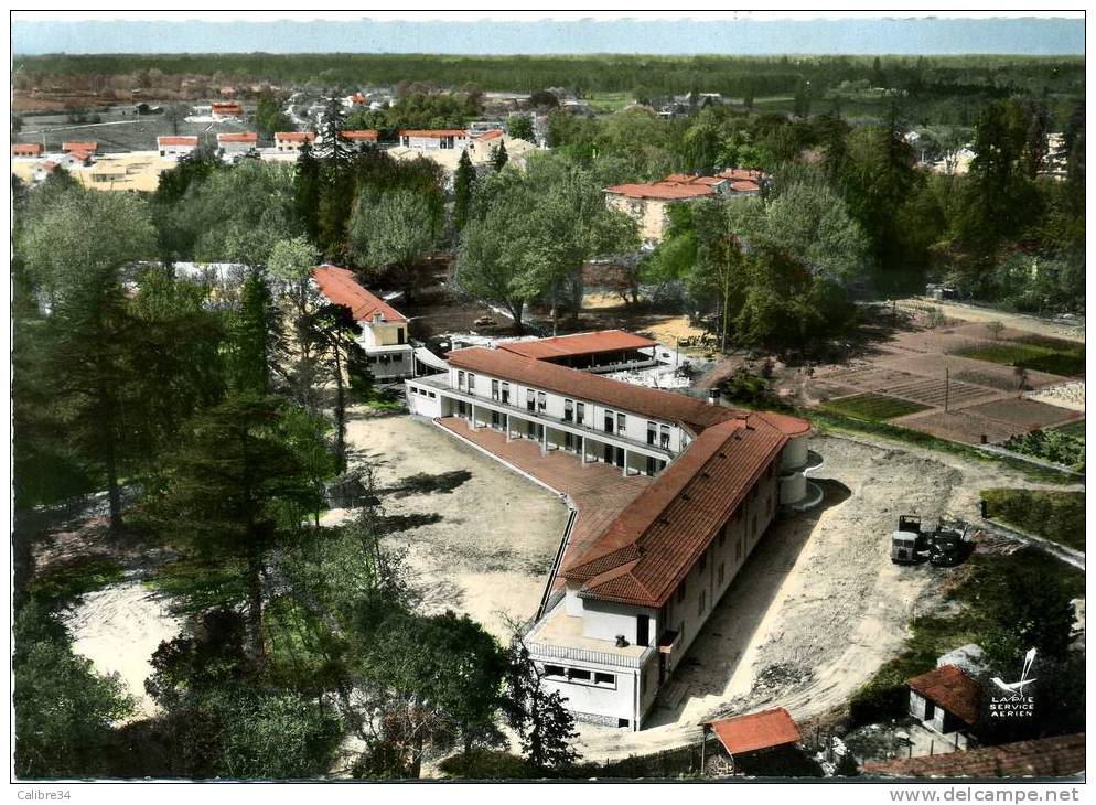 CPSM EN AVION AU DESSUS DE GRADIGNAN La Clairière Maison De Retraite - Gradignan